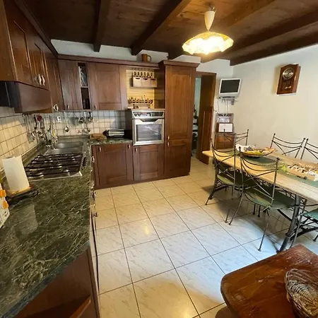 Borgo Magico A Due Passi Dalla Rocchetta Mattei Apartment Riola